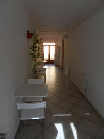 Na prenájom obchodné, kancelárske priestory s možnosťou bývania v centre Okres Komárno LRo-PN-861