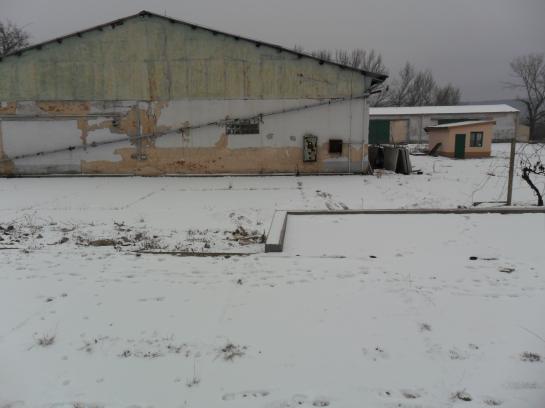 1ha pozemok pri Dunaji,skladové priestory Okres Komárno VK-PN-142