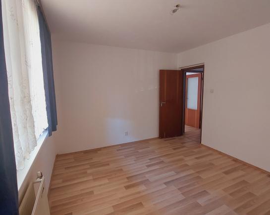 3 izbový byt na PREDAJ - Baring, KOMÁRNO  Okres Komárno ksk-PE-1450