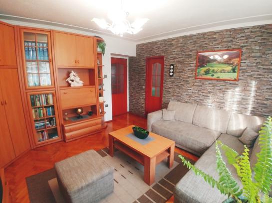 Na predaj prestavaný 3-izbový telový byt v Komárne Okres Komárno LRo-PN-1493