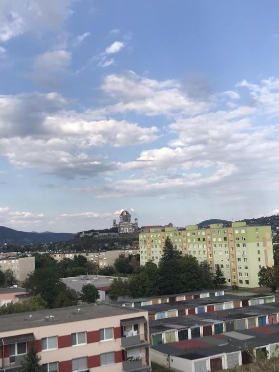 Akcia  Na predaj 2-izbový byt s krásnym výhľadom na Baziliku Okres Komárno NCS-PN-892