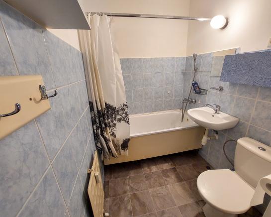 1 izbový byt do PRENÁJMU - Družstevná ul., KN Okres Komárno ksk-PN-1328