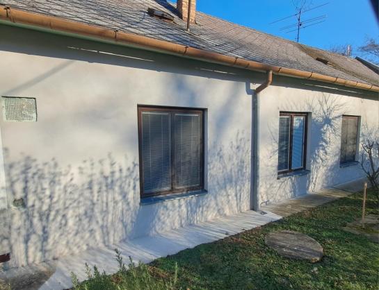 Na predaj 3-izbový dom v centre Komárna Bezirk Komárno LRo-PN-1523