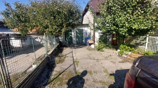 Zachovalý rodinný dom v obci Veľké Kosihy Okres Komárno Lukp-PE-918
