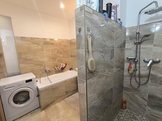 Menší 3 izbový byt  Okres Komárno VK-PN-1470