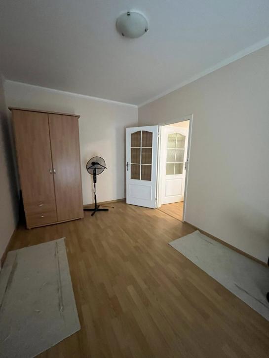 Priestranný 4izbový byt  v Štúrove s výhľad na Baziliku ! Okres Nové Zámky NCS-PN-1558