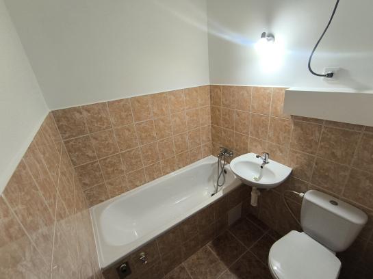 1 izbový byt na PREDAJ - KOMÁRNO  Okres Komárno ksk-PN-1520