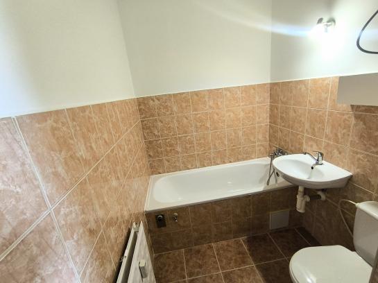1 izbový byt na PREDAJ - KOMÁRNO  Okres Komárno ksk-PN-1520