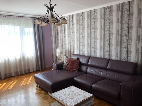 Na prenájom zariadený 3-izbový byt na sídl. Bauring Okres Komárno LR-PE-1512