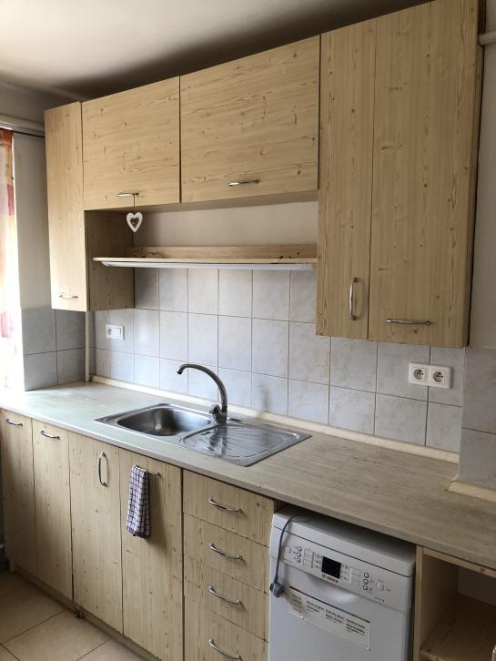 Na prenájom tehlový 3-izbový byt s nízkou réžiou v centre mesta Okres Komárno LR-PN-1510