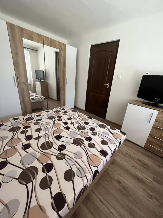 Ponúkam na kúpu zariadený rodinný dom alebo rekreačnú chalupu Okres Nové Zámky STR-PN-845