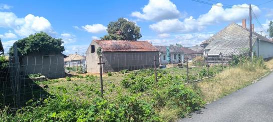 Vidiecky dom na PREDAJ - Chotín, okr. Komárno  Okres Komárno ksk-PN-1523