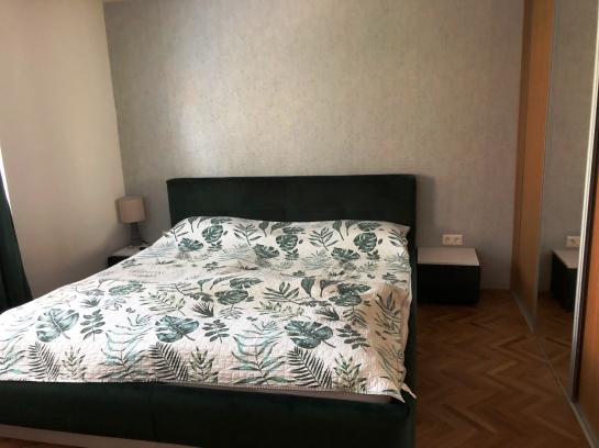 Na predaj štýlový 3-izbový tehlový byt s balkónom a garážou Okres Komárno LR-PE-1514