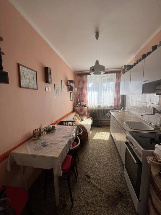 Na predaj 3izbový, čiastočne zrekonštruovaný byt v obci Mužla. Okres Nové Zámky NCS-PN-1564