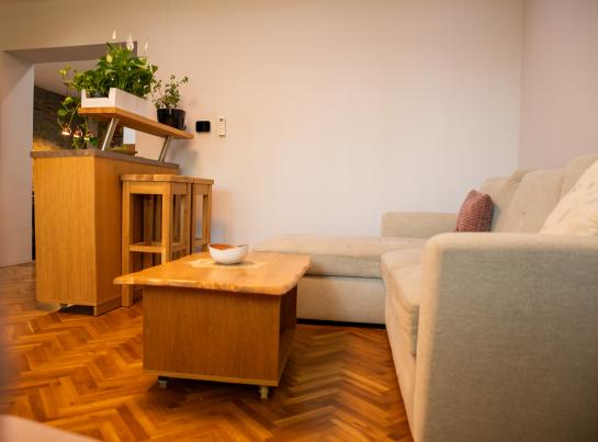 Na predaj štýlový 3-izbový tehlový byt s balkónom a garážou Okres Komárno LR-PE-1514