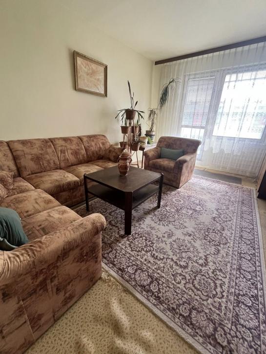 Ponúkam na kúpu 4-izbový byt s rozlohou 82 m² na Štefánikovej ulici v Štúrove Okres Nové Zámky NCS-PN-1568