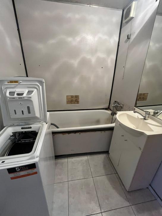 Ponúkam na kúpu 4-izbový byt s rozlohou 82 m² na Štefánikovej ulici v Štúrove Okres Nové Zámky NCS-PN-1568