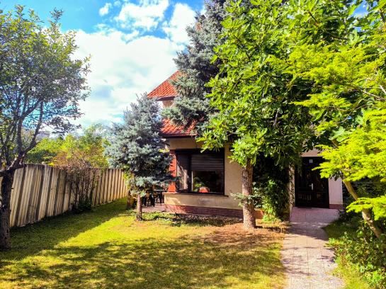 RD na PREDAJ - Letecké pole, KOMÁRNO  Okres Komárno ksk-PN-1527