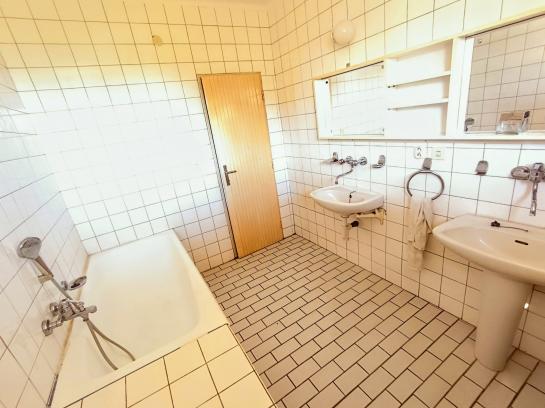 RD na PREDAJ - Letecké pole, KOMÁRNO  Okres Komárno ksk-PN-1527