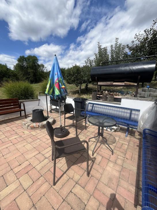 Ponúkam  na kúpu rekreačný dom s panoramatickým výhľadom na Hegyfarku Kerület Nové Zámky NCS-PN-1569