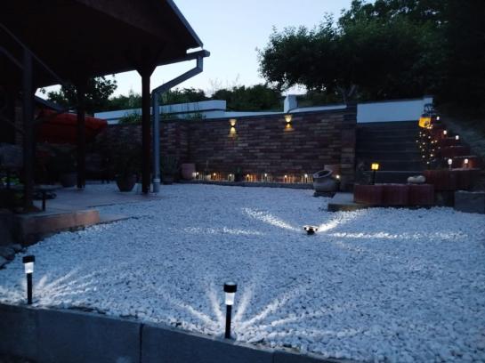 Ponúkam  na kúpu rekreačný dom s panoramatickým výhľadom na Hegyfarku Kerület Nové Zámky NCS-PN-1569