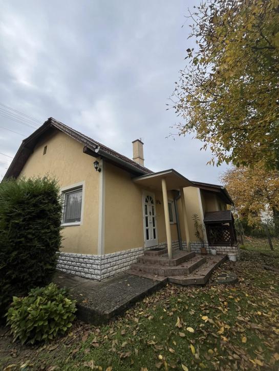 Na predaj rodinný dom v obci Bruty– ticho, pokoj, príroda Okres Nové Zámky NCS-PN-1572