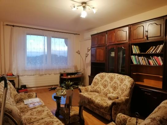 Veľkoplošný 3izbovy byt  Kerület Komárno VK-PN-1477