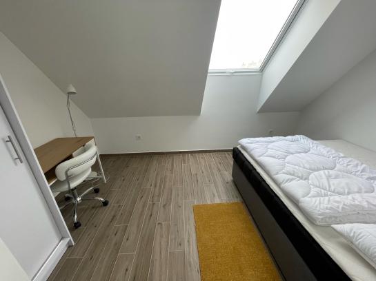  NA PRENÁJOM – moderný 3-izbový byt v novostavbe, Komárom (HU)  Okres Maďarsko VS-PN-951